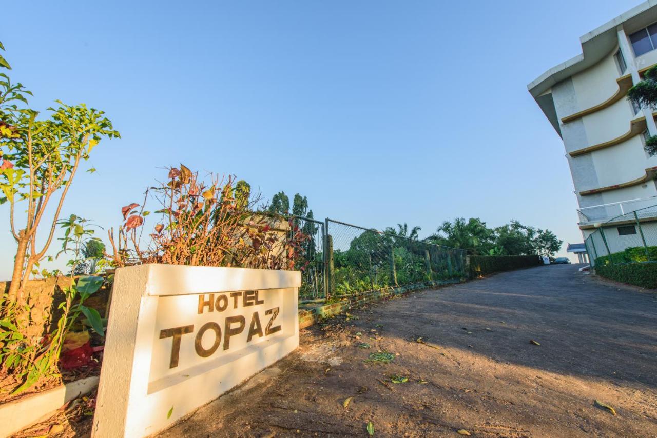 Hotel Topaz Κάντι Εξωτερικό φωτογραφία