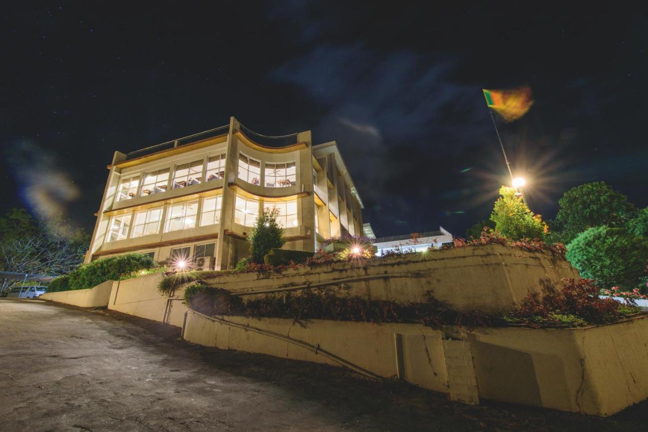 Hotel Topaz Κάντι Εξωτερικό φωτογραφία