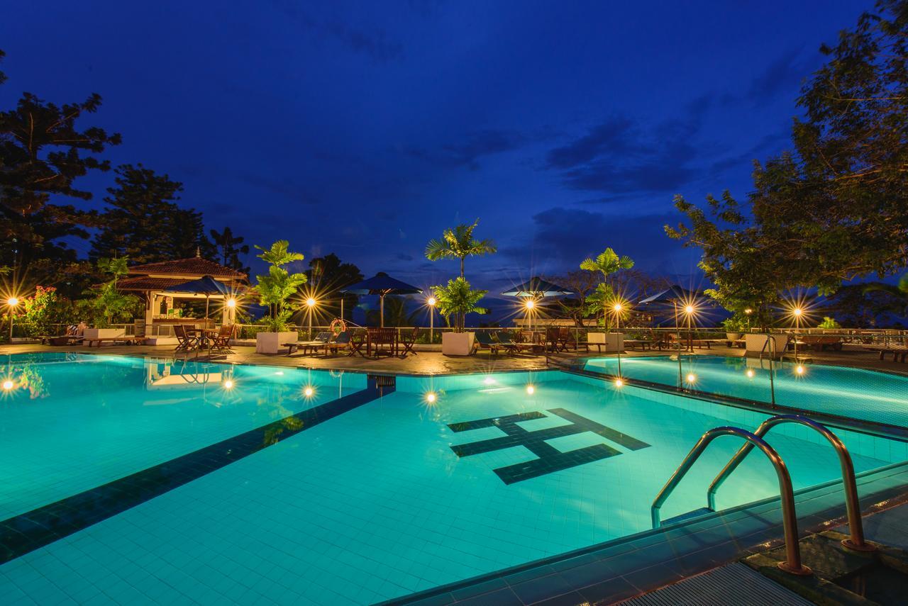 Hotel Topaz Κάντι Εξωτερικό φωτογραφία